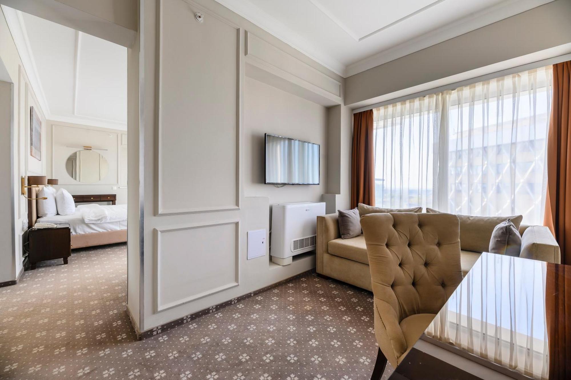 Almaty Hotel 3*