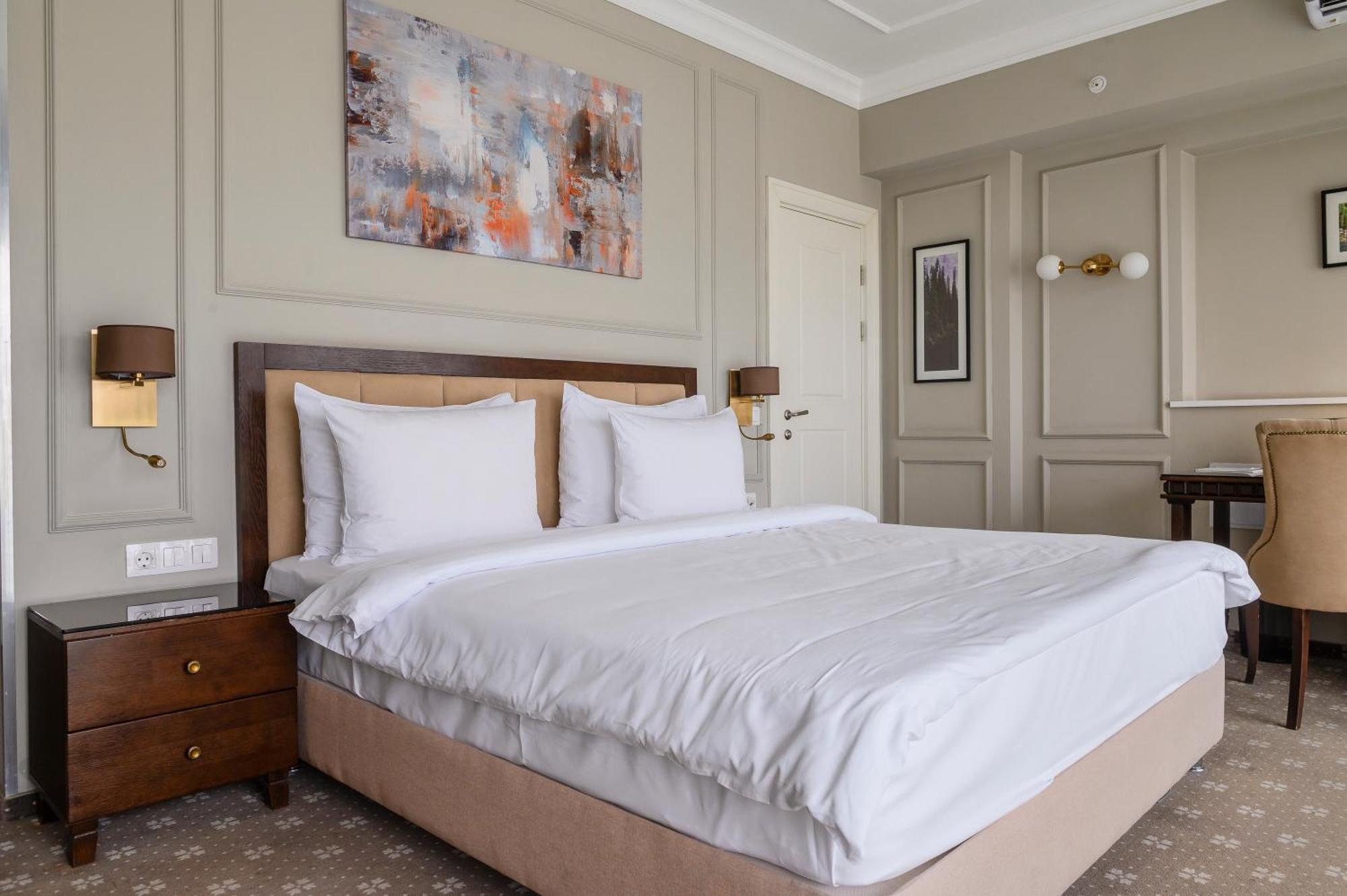 Almaty Hotel होटल Almaty