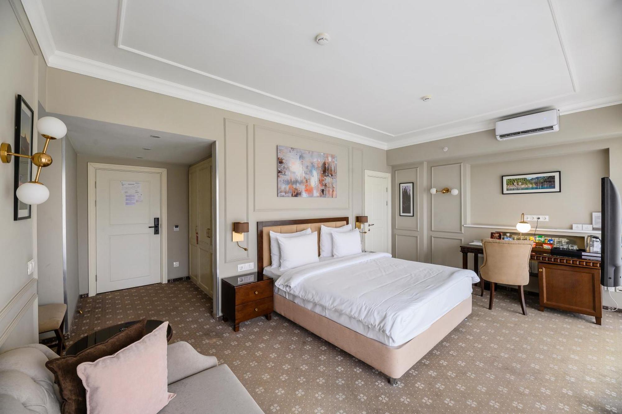 Almaty Hotel होटल Almaty