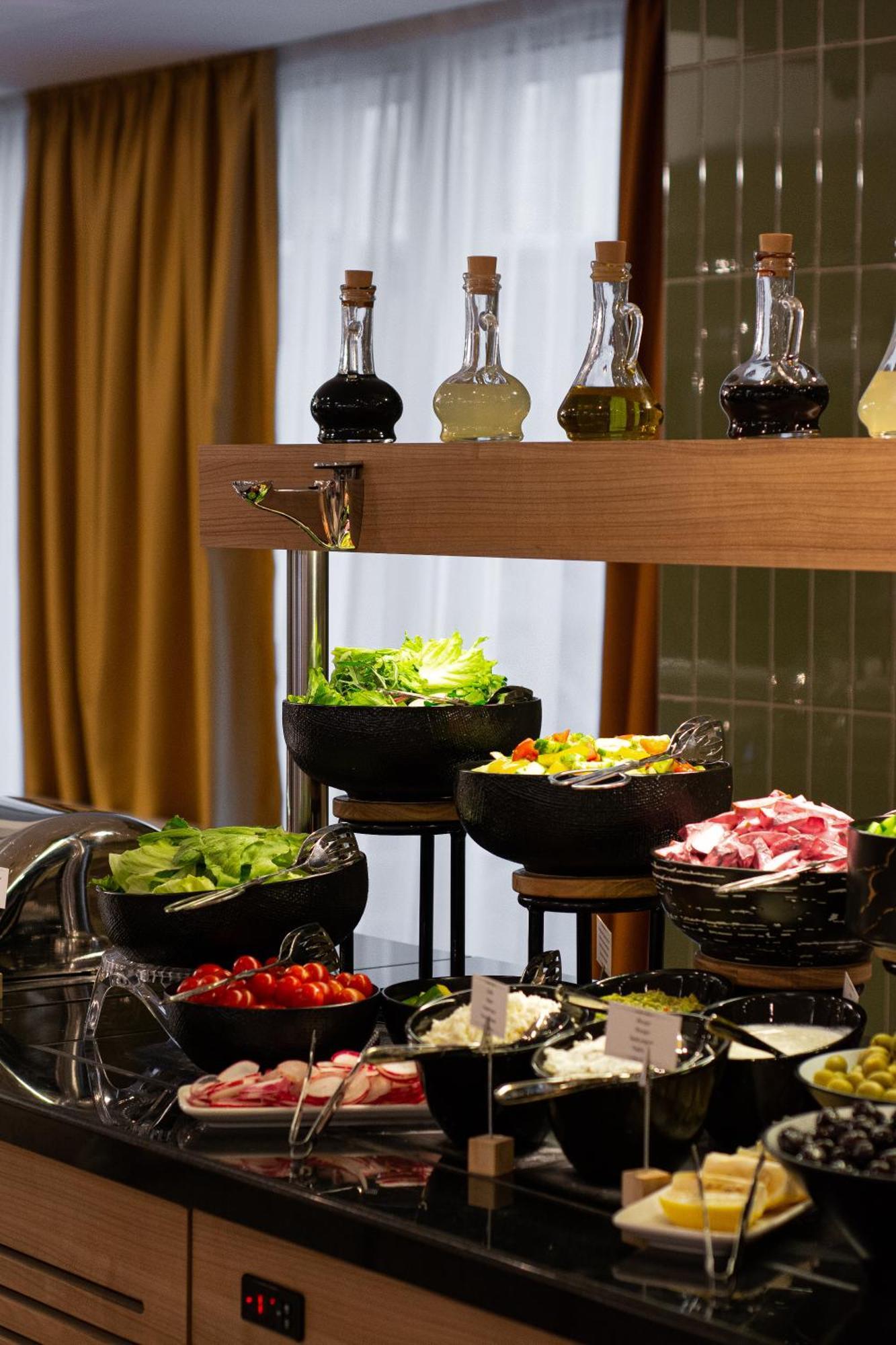 Almaty Hotel 3*