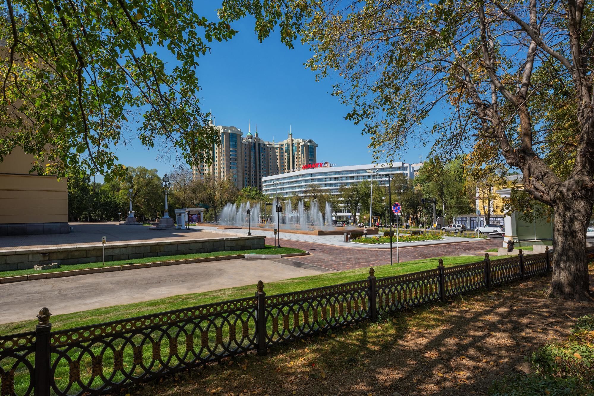 Hotel Almaty Hotel 3*